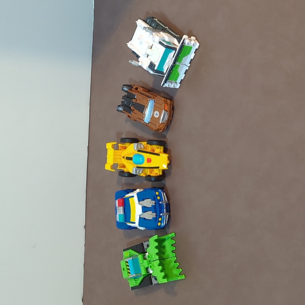 5 Transformers rescue bots Boulder Bumblebee Chase Rid Quillfire Artic bolder